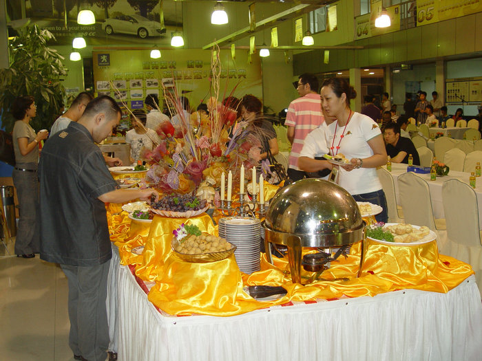 中西合璧自助餐